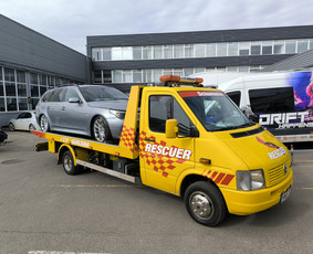 Tralas Vilniuje techninė pagalba kelyje Rescuer 24/7 - Avarinis automobilio atrakinimas - 1 Avarinis automobilio atrakinimas - Tralas Vilniuje techninė pagalba kelyje Rescuer 24/7 - 1