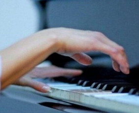 Pianino pamokos - Muzikos mokytojai - 3 Muzikos mokytojai - Pianino pamokos - 3