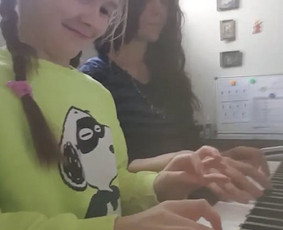 Pianino pamokos - Muzikos mokytojai - 4 Muzikos mokytojai - Pianino pamokos - 4