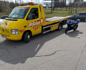 Tralas Vilniuje techninė pagalba kelyje Rescuer 24/7 - Motociklų pervežimas - 1 Motociklų pervežimas - Tralas Vilniuje techninė pagalba kelyje Rescuer 24/7 - 1