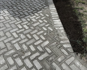 Trinkelių klojimas,vejos laistymo įrengimas,gerbuvio darbai / MB KLOTEKA / Darbų pavyzdys ID 3318511
