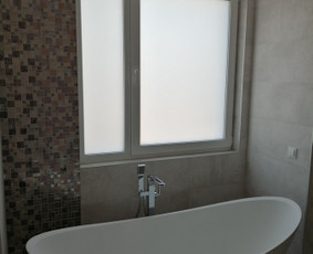 Langų tamsinimas Vilniuje. Plėvelė langams. Konsultavimas. - Stiklo matinimas - 2 Stiklo matinimas - Langų tamsinimas Vilniuje. Plėvelė langams. Konsultavimas. - 2