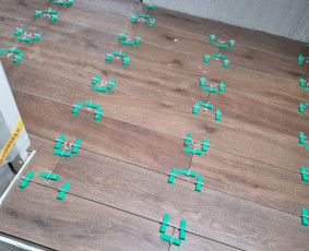 Plytelių klijavimas - Plyteliu klojimas - 4