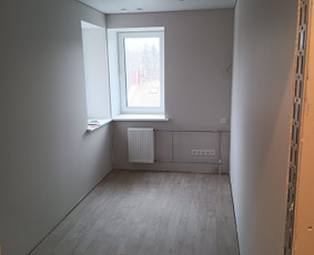 Vidaus apdailos darbai dažymas,plytelių klijavimas ir kita - Palangių montavimas - 1 Palangių montavimas - Vidaus apdailos darbai dažymas,plytelių klijavimas ir kita - 1