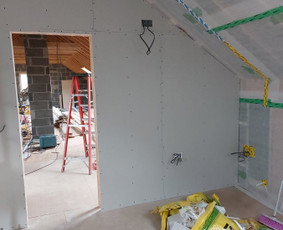 Vidaus apdailos darbai - Sienų glaistymas - 1 Sienų glaistymas - Vidaus apdailos darbai - 1