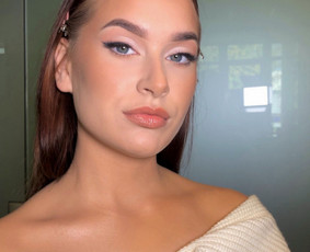 Profesionalus makiažas ir express sušukavimai / Diana Sabaliauskaitė / Darbų pavyzdys ID 3332483