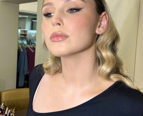 Profesionalus makiažas ir express sušukavimai - Proginis makiažas - 1 Proginis makiažas - Profesionalus makiažas ir express sušukavimai - 1