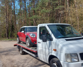 Techninė pagalba Vilniuje, Visoje Lietuvoje 24/7 Toptralas - Automobilio rato keitimas - 1 Automobilio rato keitimas - Techninė pagalba Vilniuje, Visoje Lietuvoje 24/7 Toptralas - 1