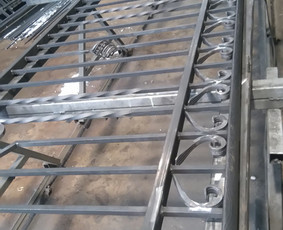 Balkonų turėklai - Metalo konstrukcijos,turėklai,tvoros,laiptai,suvirinimas - 2