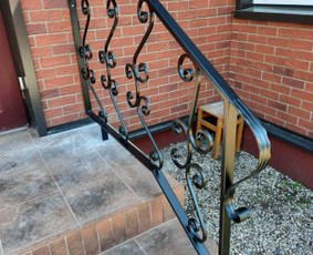 Balkonų turėklai - Metalo konstrukcijos,turėklai,tvoros,laiptai,suvirinimas - 1