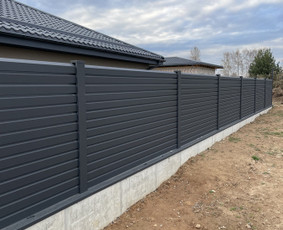 Modernios skardinės tvoros ir metalo lankstiniai Vilniuje - Tvoros, vartai, montavimas - 4 Tvoros, vartai, montavimas - Modernios skardinės tvoros ir metalo lankstiniai Vilniuje - 4