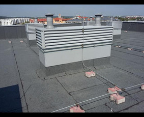 Plokščių Stogų Dengimas Pvc, Epdm ir bitumine Danga / Tvirti stogai / Darbų pavyzdys ID 3354478