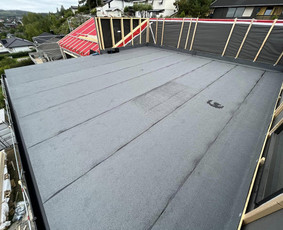 Plokščių Stogų Dengimas Pvc, Epdm ir bitumine Danga / Tvirti stogai / Darbų pavyzdys ID 3354528