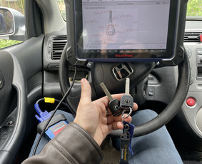 Automobilių raktų gamyba ir remontas / SOS Atrakinimas - auto raktų gamyba / Darbų pavyzdys ID 3354672