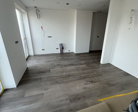 Laminato, Vinilo ir kitų dangų įrengimas. / Grindų meistrai / Darbų pavyzdys ID 3371378