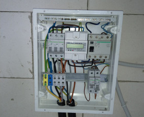 Elektros ir santechnikos darbai, buitinių prietaisų pajungim - Meistrai į namus - 2 Meistrai į namus - Elektros ir santechnikos darbai, buitinių prietaisų pajungim - 2