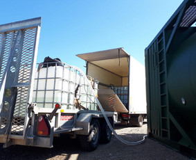 Vandens atvežimas statyboms baseinams šuliniams. / 1000L talpos ibc konteineriai atveža vandenį / Darbų pavyzdys ID 3373578