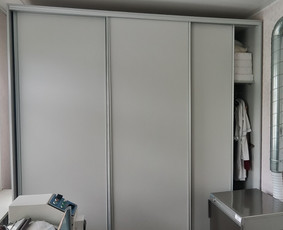 Gaminame bei projektuojame individualius baldus - Spintų gamyba - 2 Spintų gamyba - Gaminame bei projektuojame individualius baldus - 2