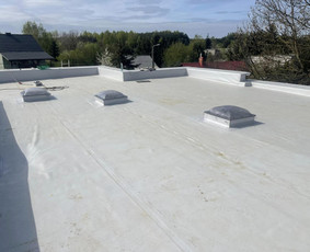 Plokščių Stogų Dengimas Pvc, Epdm ir bitumine Danga / Tvirti stogai / Darbų pavyzdys ID 3376820
