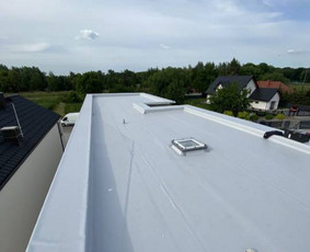 Plokščių Stogų Dengimas Pvc, Epdm ir bitumine Danga / Tvirti stogai / Darbų pavyzdys ID 3376828