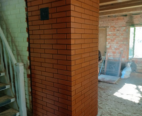 Nedidukė - 85x85x210 krosnis iš siaurų keraminių plytų.