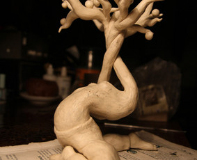 Plastelinins modelis skulpturai. galima atlieti is bronzos