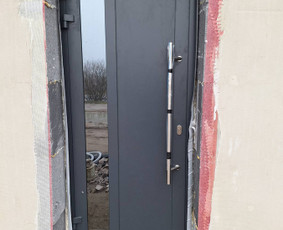 Langų, durų, garažo vartų prekyba ir montavimas / UAB Langora / Darbų pavyzdys ID 3391118