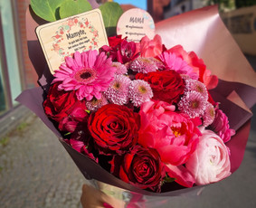 Gėlių pristatymas į namus kasdien ir švenčių dekoravimas - Bažnyčios puošimas - 3 Bažnyčios puošimas - Gėlių pristatymas į namus kasdien ir švenčių dekoravimas - 3