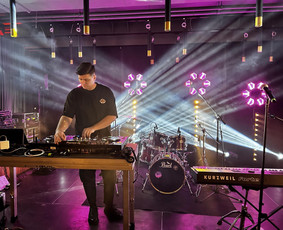 Dj, garso įranga, apšvietimas - DJ paslaugos - 1 DJ paslaugos - Dj, garso įranga, apšvietimas - 1
