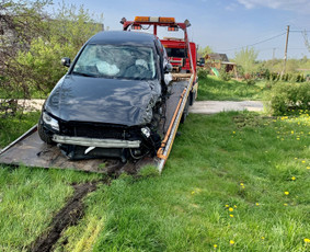 Tralas Klaipėda - Techninė Pagalba Kelyje - Pagalba užklimpus automobiliui - 1 Pagalba užklimpus automobiliui - Tralas Klaipėda - Techninė Pagalba Kelyje - 1