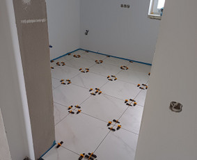 Plytelių klijavimas - Profesionalus plytelių klojimas - 1