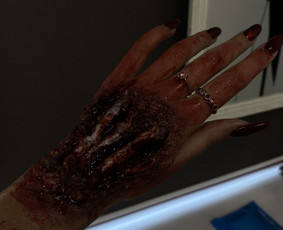 Teminis grimas - Makiažas, Antakių korekcija - 1