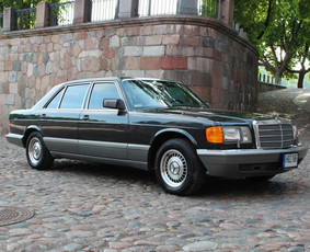 Klasika tapusio Mercedes-benz Sel560 W126 Nuoma - Senovinių automobilių nuoma - 3 Senovinių automobilių nuoma - Klasika tapusio Mercedes-benz Sel560 W126 Nuoma - 3