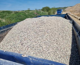 Juodžemis, smėlis, žvyras, skalda ir gruntas / Andrius / Darbų pavyzdys ID 3408640