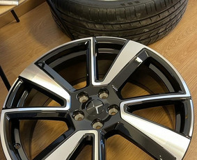 Automobilių, ratlankių dažymas Kaune Draudimų administravima / MB Lakūnų servisas / Darbų pavyzdys ID 3409206