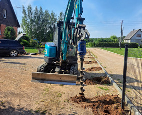 Žemės kasimo darbai. Mini ekskavatoriaus paslaugos. - Polių gręžimas - 2 Polių gręžimas - Žemės kasimo darbai. Mini ekskavatoriaus paslaugos. - 2