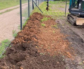 Žemės kasimo darbai. Mini ekskavatoriaus paslaugos. - Polių gręžimas - 4 Polių gręžimas - Žemės kasimo darbai. Mini ekskavatoriaus paslaugos. - 4