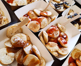 Wok, Mini blyneliai, ledai Jūsų šventei - Food truck, maisto vagonėlis - 1 Food truck, maisto vagonėlis - Wok, Mini blyneliai, ledai Jūsų šventei - 1