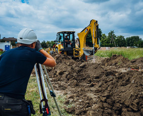 Kanalizacija, vandentiekis. Lauko santechnika - Inžinerinių tinklų įrengimas - 1 Inžinerinių tinklų įrengimas - Kanalizacija, vandentiekis. Lauko santechnika - 1