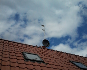 Televizijos ir ryšio antenų montavimas - Telekomunikacijų įrangos montuotojai - 1 Telekomunikacijų įrangos montuotojai - Televizijos ir ryšio antenų montavimas - 1