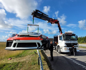 Kroviniu pervezimas fiskaru, žemagrindė puspriekabė, tralas / UAB Automera / Darbų pavyzdys ID 3440810
