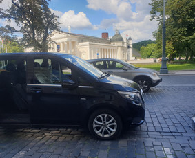 Mikroautobuso Mercedes nuoma su vairuotoju, keleivių vežimas / Gintaras / Darbų pavyzdys ID 3443028