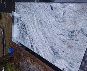 Raidžių kalimas, granito plokštės, kiti kapaviečių darbai. - Granito plokštės kapams, dengimas - 2 Granito plokštės kapams, dengimas - Raidžių kalimas, granito plokštės, kiti kapaviečių darbai. - 2