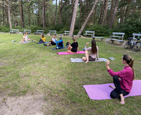 Joga Palangoje - Grupinės jogos treniruotės - 2 Grupinės jogos treniruotės - Joga Palangoje - 2