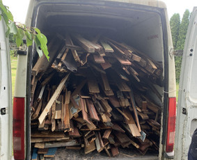Krovinių pervežimas, perkraustymai, atlieku išv. - Statybinių atliekų išvežimas - 1 Statybinių atliekų išvežimas - Krovinių pervežimas, perkraustymai, atlieku išv. - 1