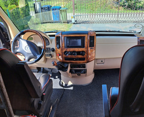Keleivių pervežimas/autobuso nuoma su vairuotoju - Autobusų, limobusų nuoma - 4 Autobusų, limobusų nuoma - Keleivių pervežimas/autobuso nuoma su vairuotoju - 4