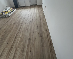 Laminato, Vinilo ir kitų dangų įrengimas. / Grindų meistrai / Darbų pavyzdys ID 3468150