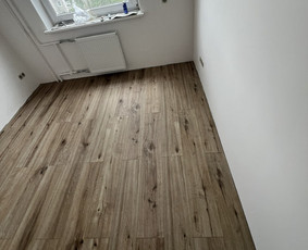 Laminato, Vinilo ir kitų dangų įrengimas. / Grindų meistrai / Darbų pavyzdys ID 3468164