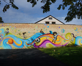 Meninis sienų dekoravimas. Tapyba ant sienų, Reljefai - Grafiti piešimas - 3 Grafiti piešimas - Meninis sienų dekoravimas. Tapyba ant sienų, Reljefai - 3