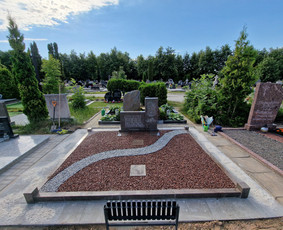 Paminklų gamyba - Paminklai,kapų Tvarkymas, granito plok&scaron;tės - 4